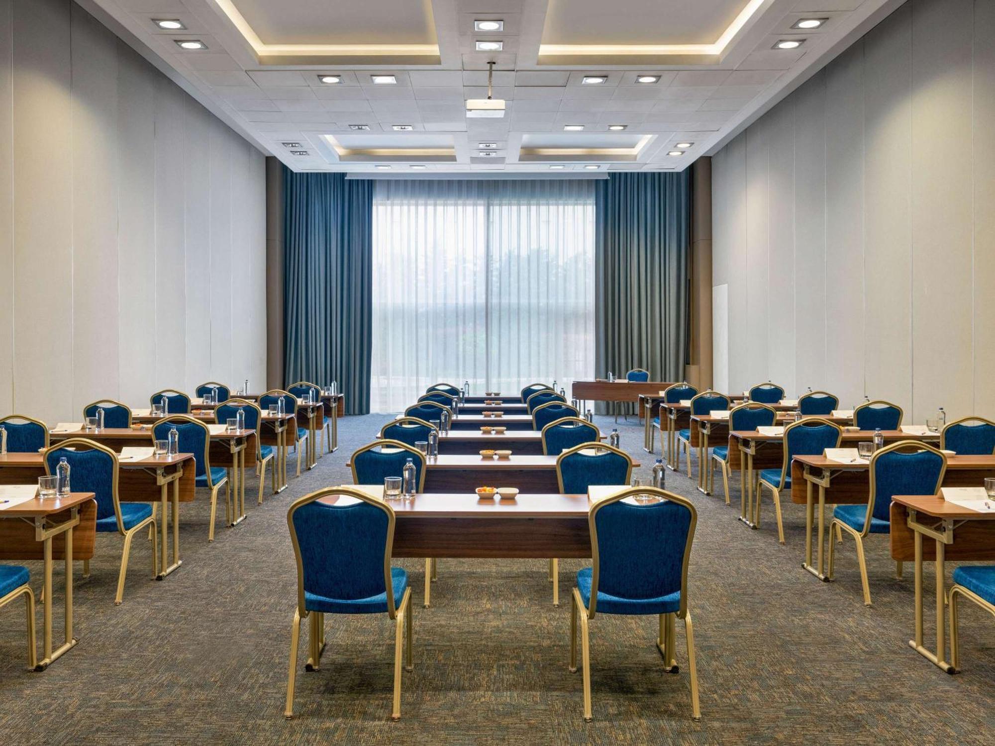 Novotel Gaziantep Exteriör bild